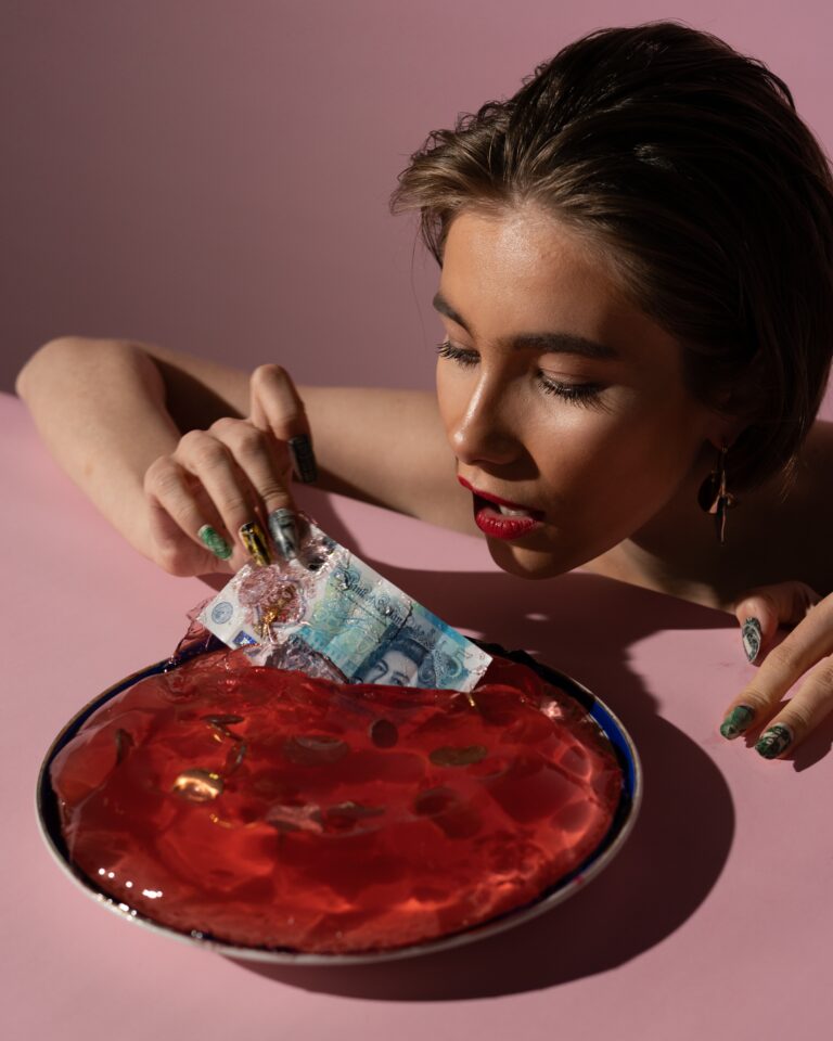 15 reasons why you will never become rich